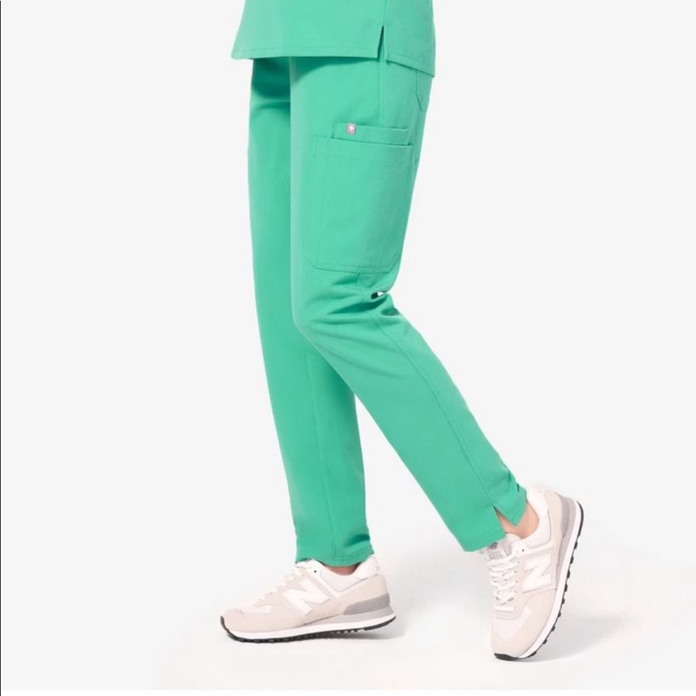 Figs Women's Surgical Green Yola High Waisted Skinny Scrub Pants - L Petite